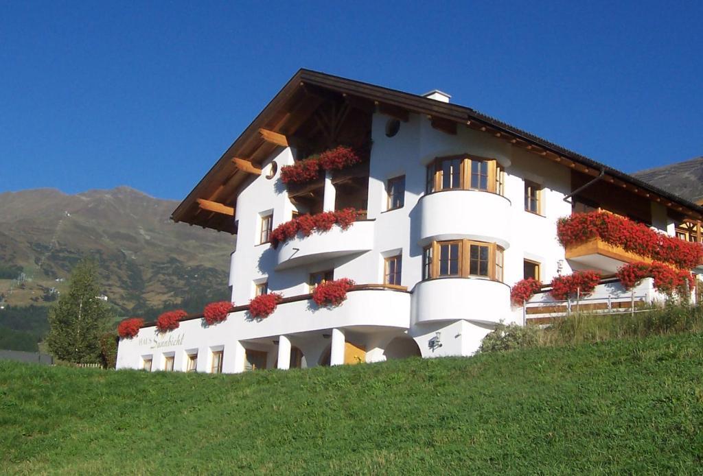 Апартаменти Haus Sunnbichl Фісс Екстер'єр фото